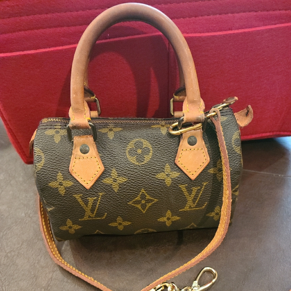 Louis Vuitton rare mini speedy with strap